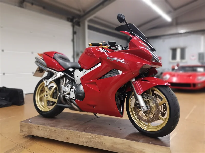 VFR BikePorn