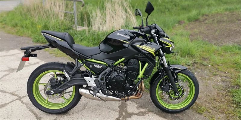 Test Kawasaki Z650 A2