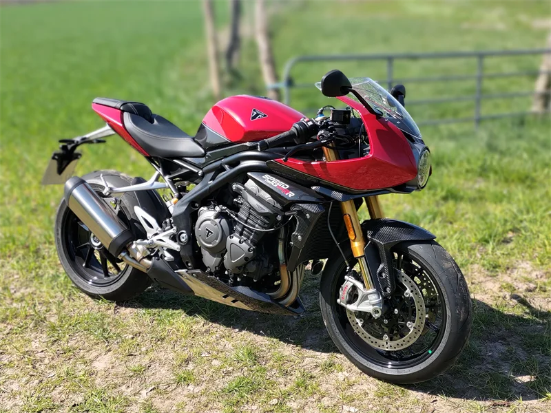 Test Triumph Speed Triple 1200 RR 2022