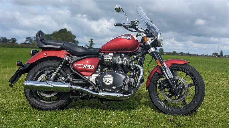 Royal Enfield Super Meteor 650 im Test