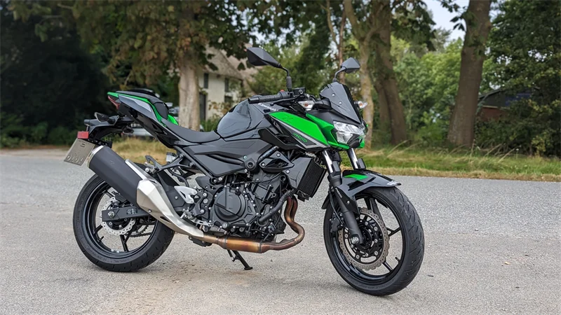 Kawasaki Z400 im Test