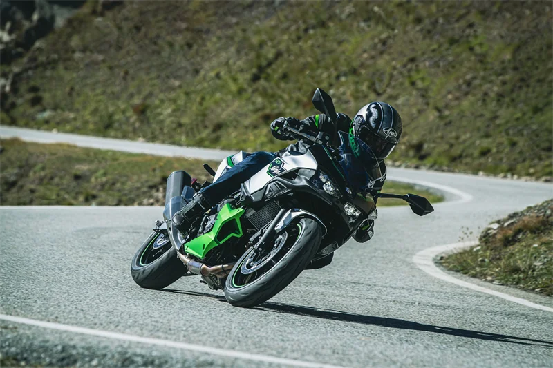 Hybrid-Modelle von Kawasaki zum Aktionspreis