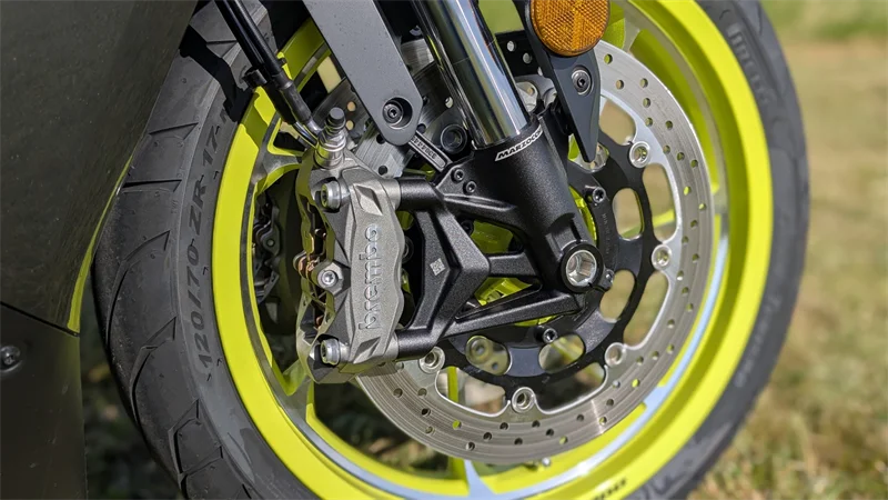 Bremsanlage von Brembo: Bremst genauso gut, wie sie aussieht