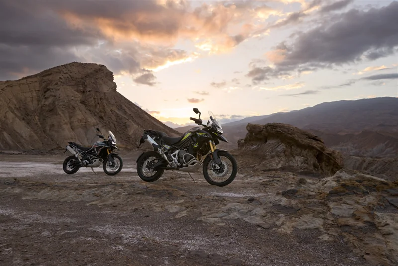 Triumph bringt Tiger 900 Special Editions Desert und Alpine