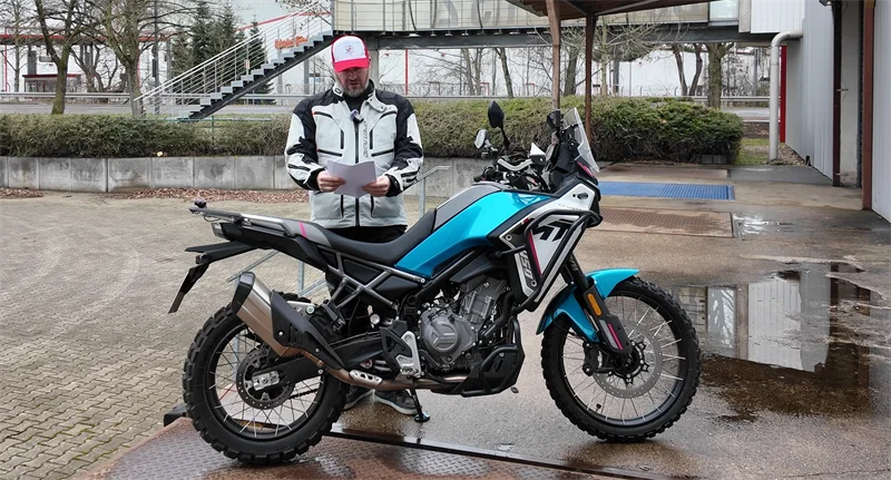 CFMOTO 450 MT im Test