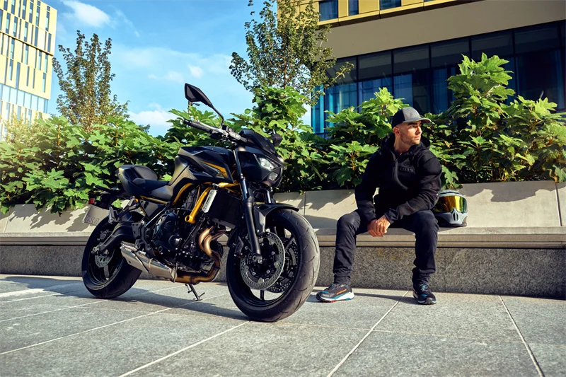 Erlebt Kawasaki live: Roadshow, Drachenfest & mehr