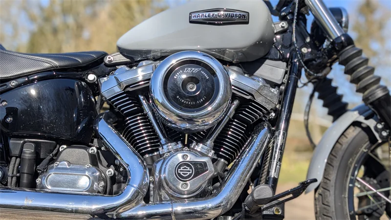 Da ist das Ding! V2 mit 1.923 ccm Hubraum.