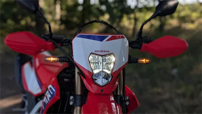 LED-Scheinwerfer vorne