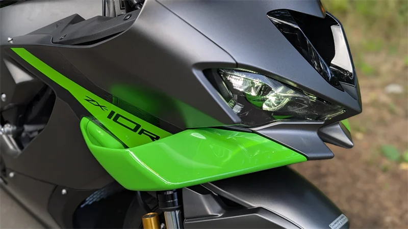 Neue Winglets jetzt mit 25% mehr Anpressdruck.