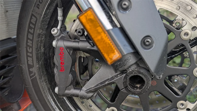 Brembo HyPure Bremsen. Besser geht's nicht.