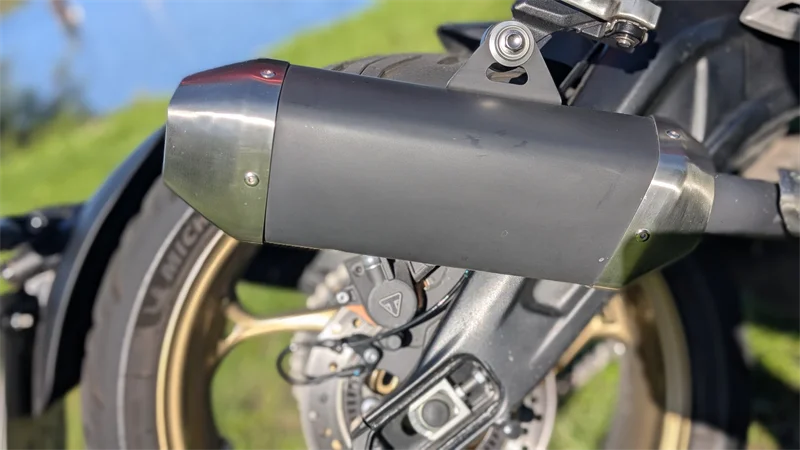 Serien-Endschalldämpfer mit 1a Triple-Sound!