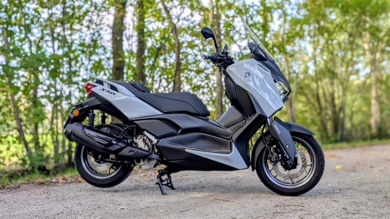 Yamaha XMax 300 Tech Max+ im Test
