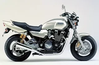 Yamaha XJR 1200